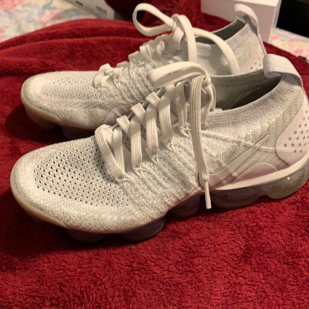 White VamporMax size 6